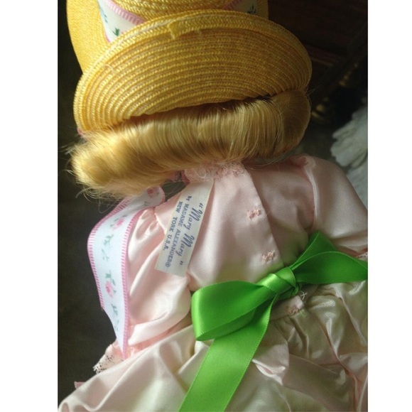❌SOLD!❌Vintage Madame Alexander collectible “Mary, Mary”doll - Picture 5 of 12